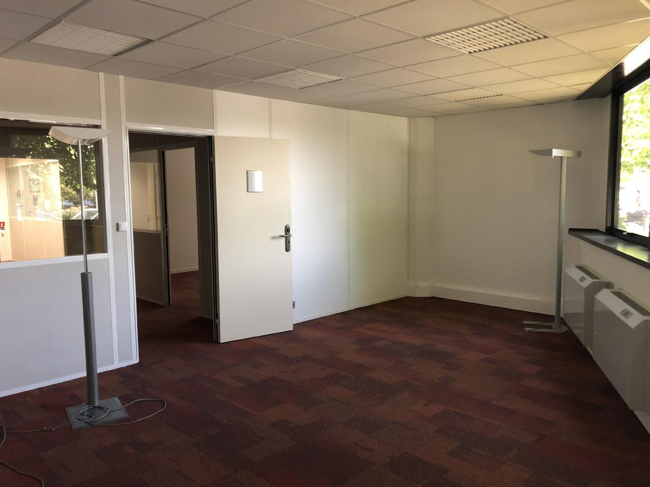 Bureau Blagnac 2092m² Location bureau Blagnac Haute-Garonne OLBUR2111996 5